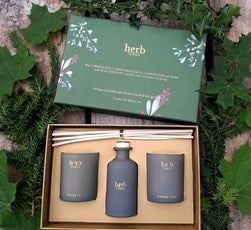 Herb Dublin, Mistletoe & Wine Wine Diffuser & 2 Votive Set