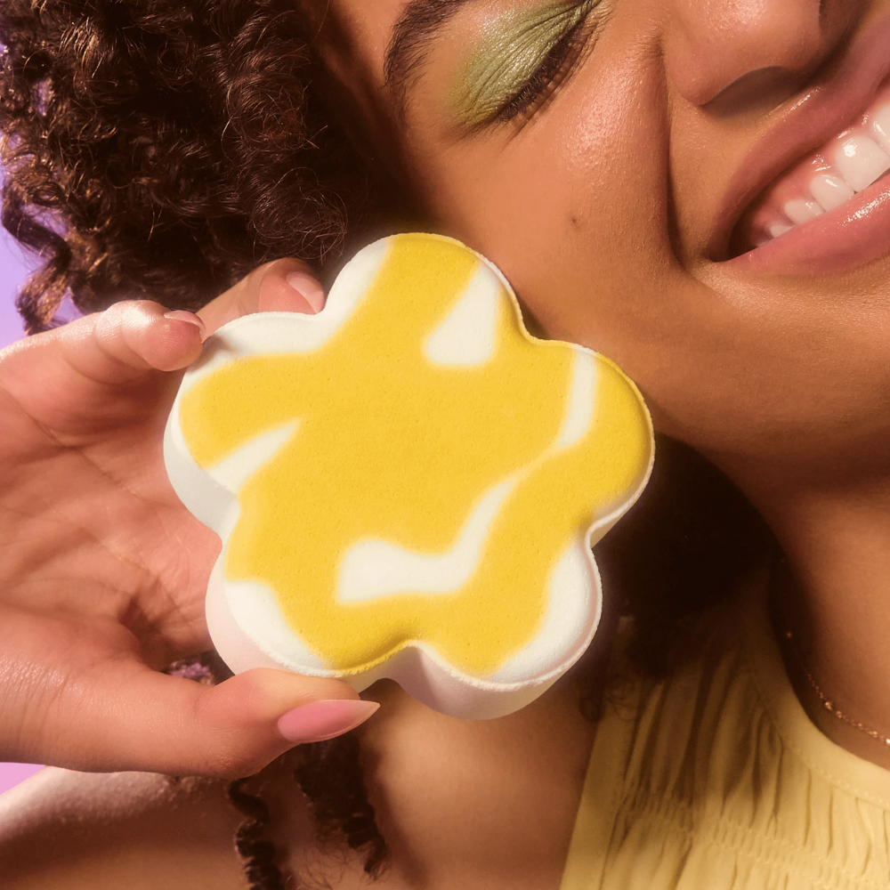 Daise Beauty, Bath Bomb Sundae Vanilla Swirl 85g