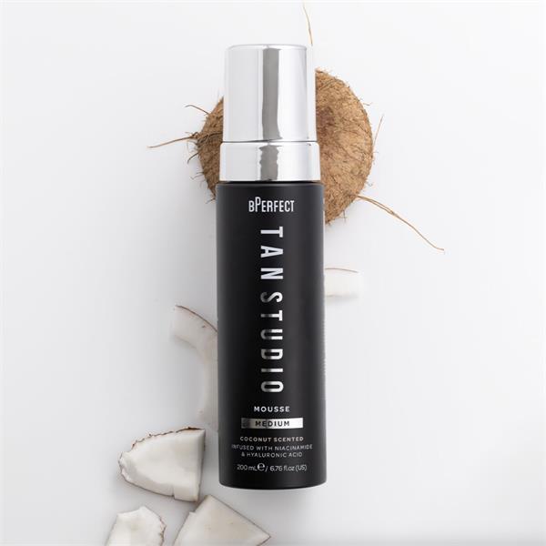 BPerfect, Tan Studia Mousse Medium Coconut Scent 200ml
