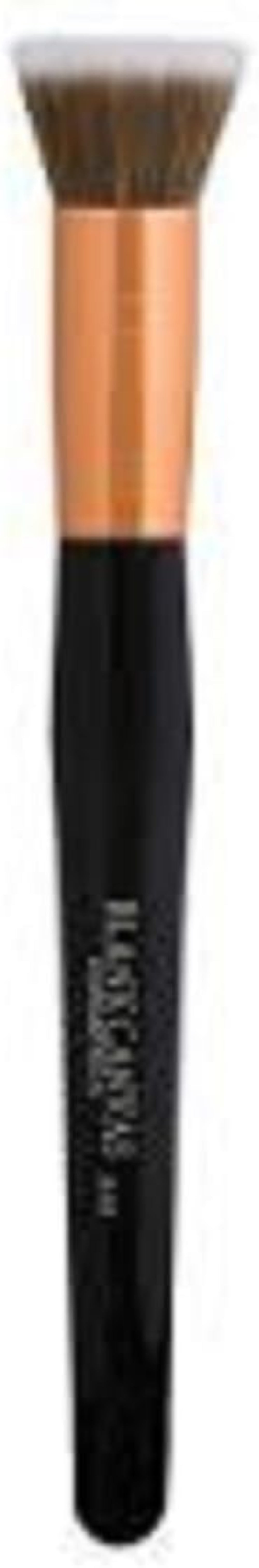 Blank Canvas,  F45 Multi-Purpose Short Stipple Make-Up Face Brush